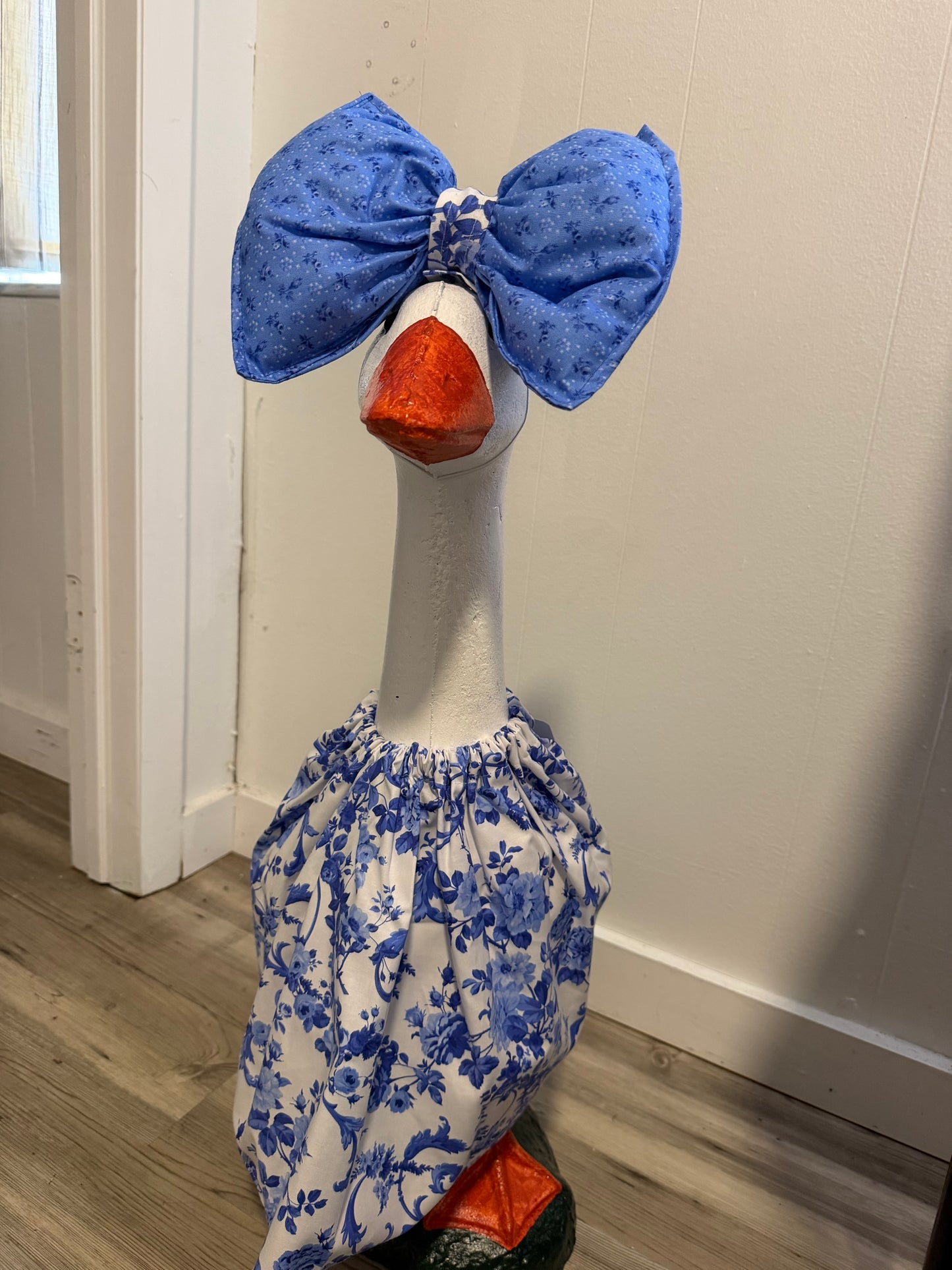 Blue and White print outfit with Big Blue mini flower print bow.